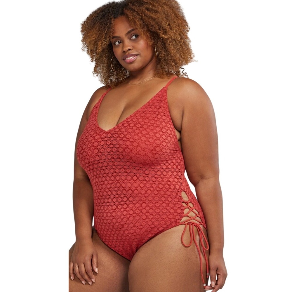 Fashion To Figure 1 One Piece Crochet Swimsuit Rust Color Size 1X NWT RV $120